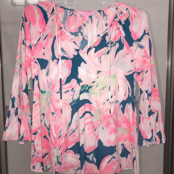 Lilly Pulitzer Willa Flounce Sleeve Top. - Picture 1 of 2